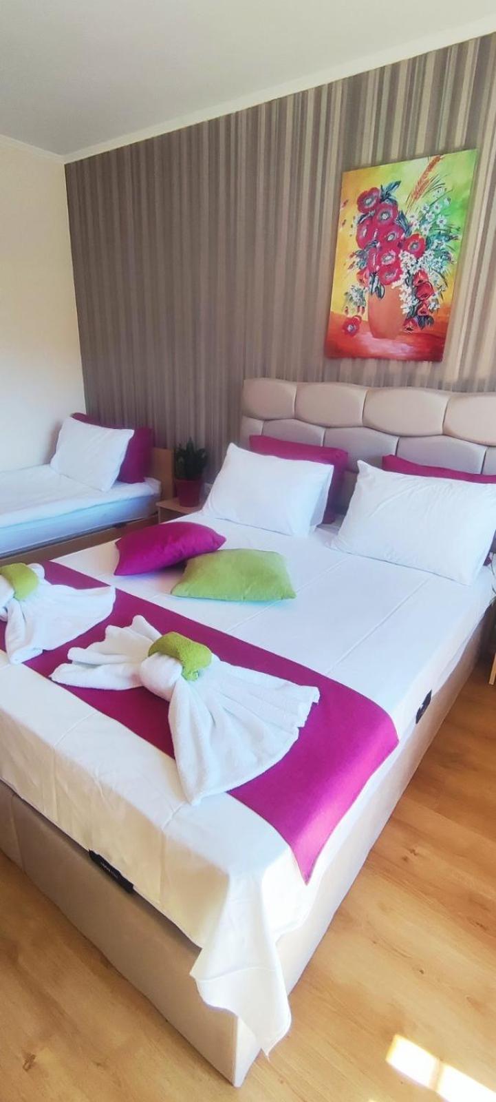 Cedar Lodge 3/4 Apartment Paradise Bansko Exteriör bild